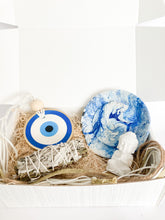 Load image into Gallery viewer, Hamsa Dish and Evil Eye- Blue Gift Set